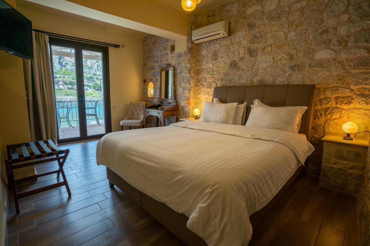 Guesthouse Laoula Gerolimenas Exterior photo